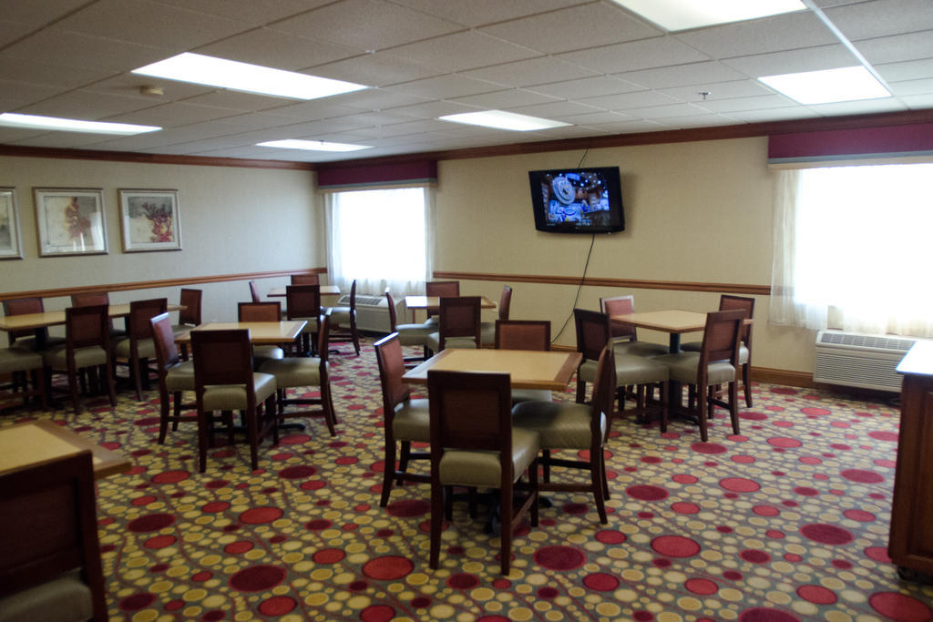 Baymont By Wyndham Evansville North/Haubstadt Warrenton Esterno foto